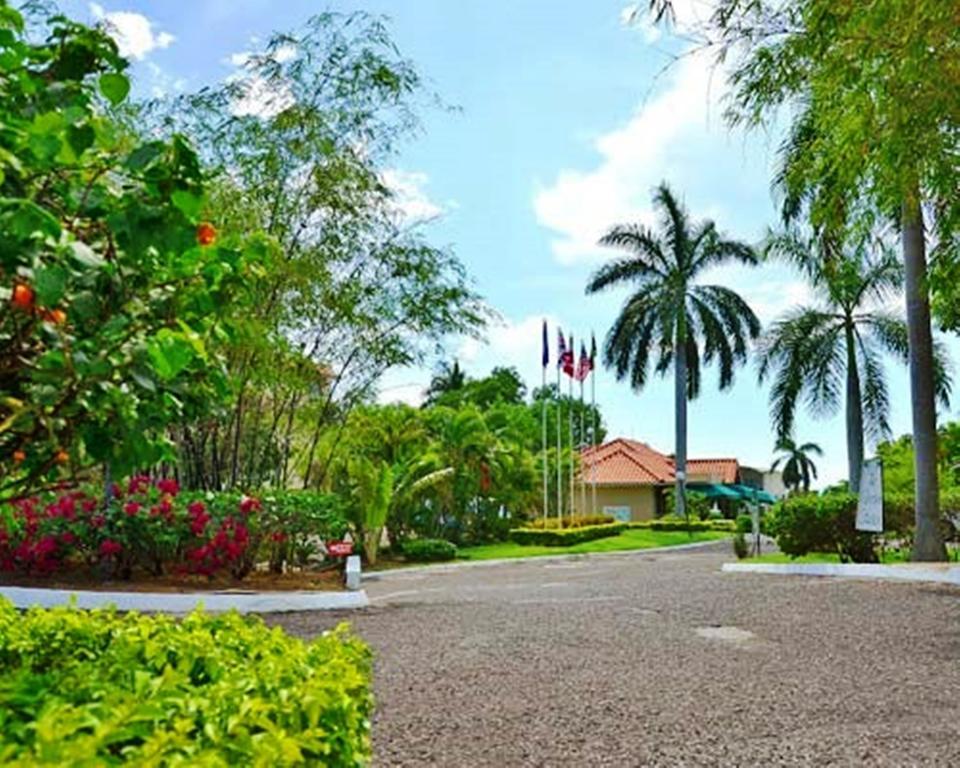 El Greco Resort Montego Bay Exterior foto